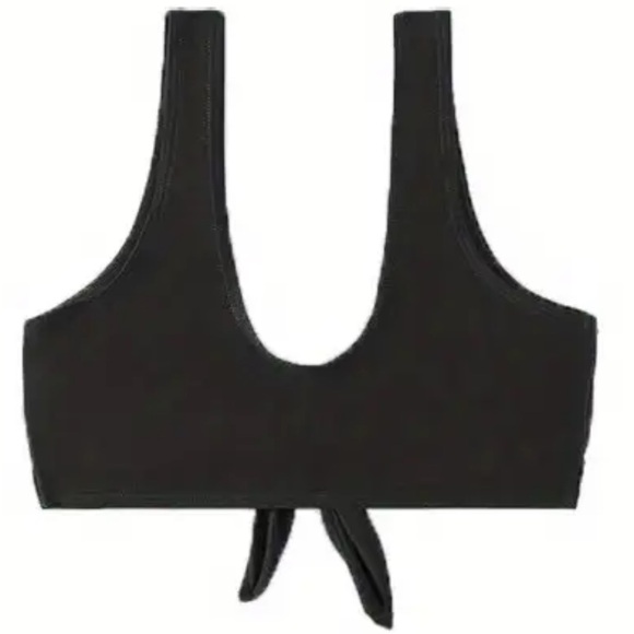 New! 🏖️ Chic & Comfortable Black V-Neck Bikini Top - Picture 5 of 10